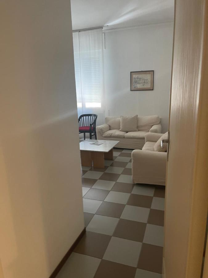 Central Home 斯培西亚 外观 照片